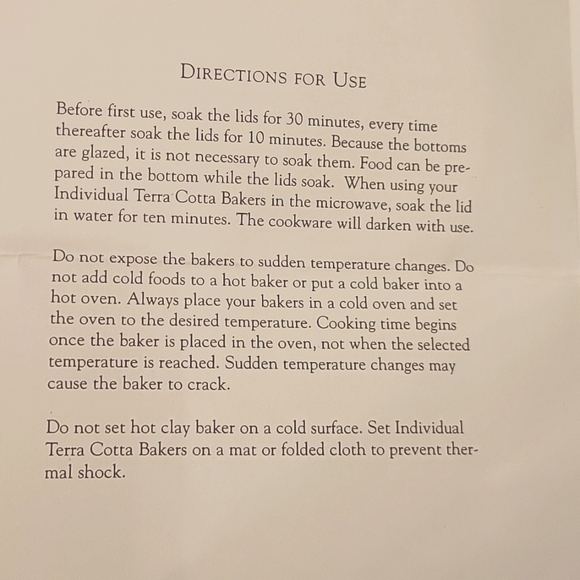 House of Lloyd individual Terra Cotta Baker 5 in. x 2.5in. bowl with lid. New - Picture 7 of 13